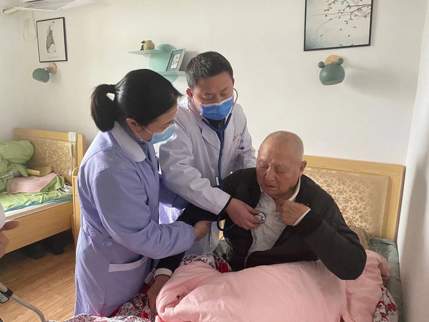 倆寶貝何宗花 倆寶貝何宗花