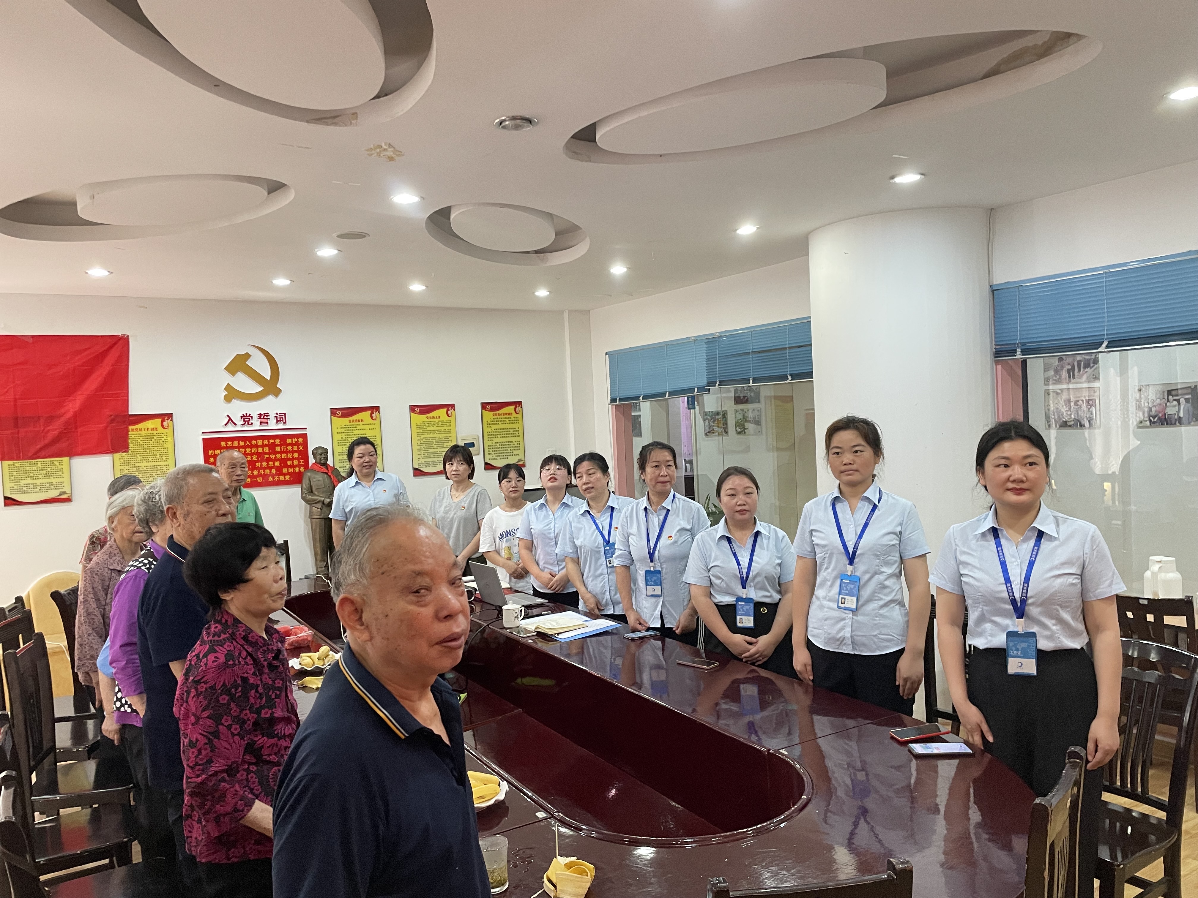 浼?xì)璁湪搴勪弗鑲兘I嗙殑鍥芥瓕澹頒腑鎷夊紑搴忓箷 浼?xì)璁湪搴勪弗鑲兘I嗙殑鍥芥瓕澹頒腑鎷夊紑搴忓箷